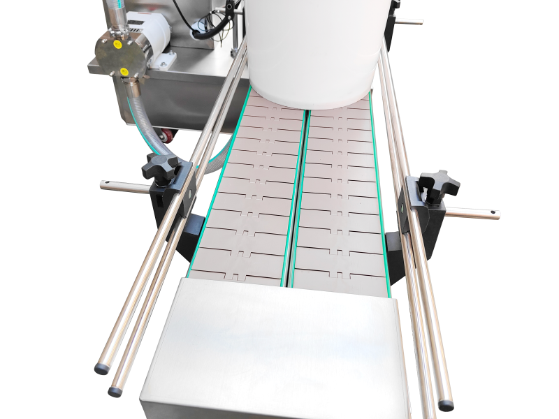 Double chain-plate conveyor