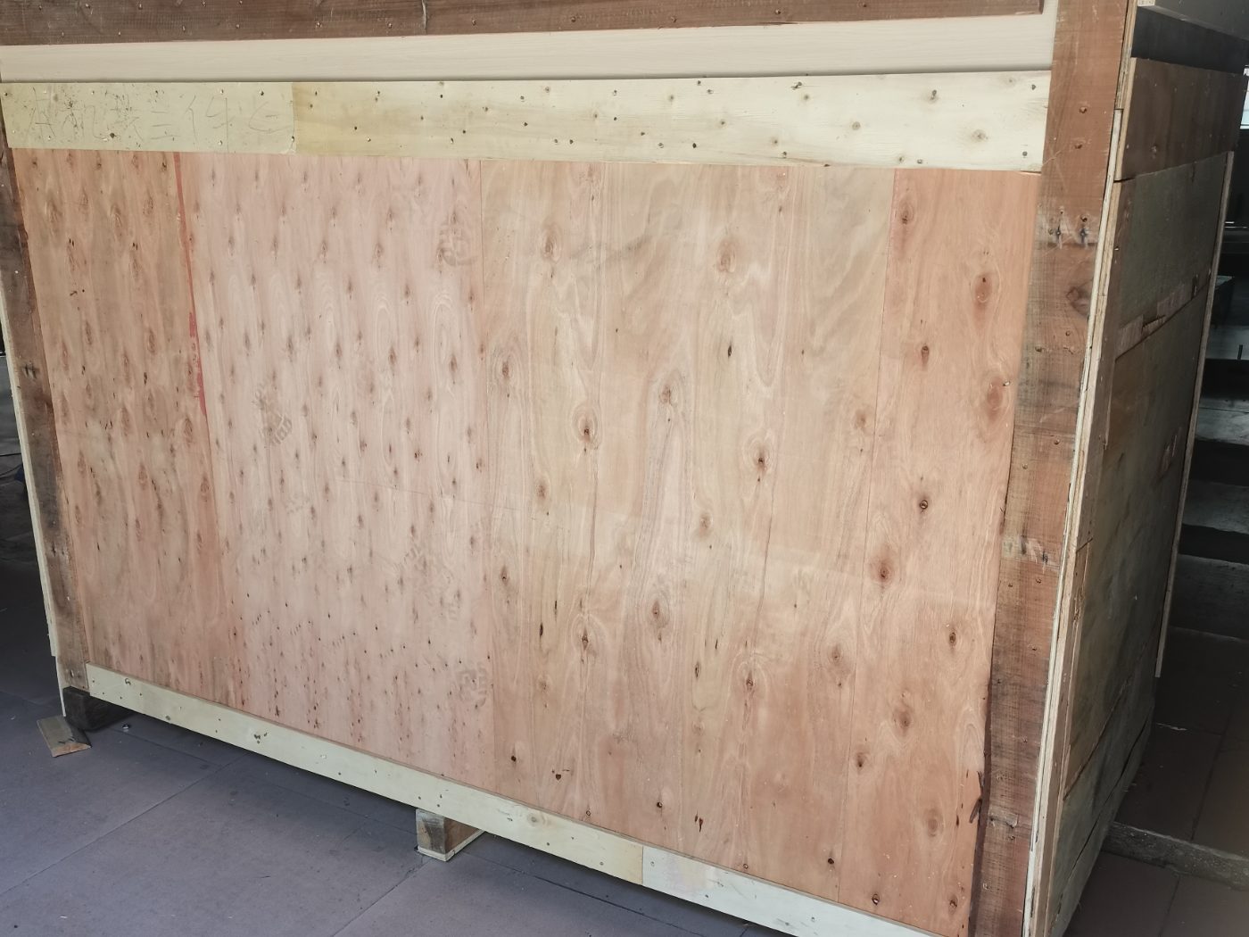 WOODEN CASE